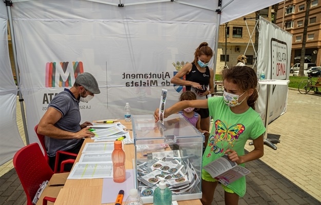 votacion-nuevo-parque-infantil-plaza-ciutat-de-la-llisa-1