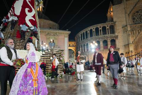 Fallas 2024: Ofrenda a la Mare de Déu